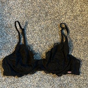 VS black lace bra size 36B